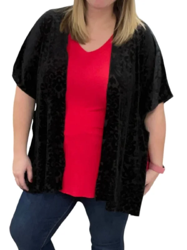 Urban Style Printed Velvet Kimono In Black